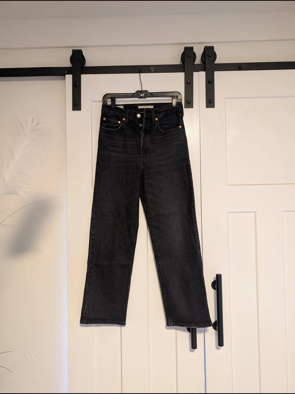 Levi's Women's ribcage Straight Black Jeans